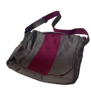 LARGE ARTISTS FLAP BAG Messenger - UNISEX Gray Maroon Colorblock Coated waxed